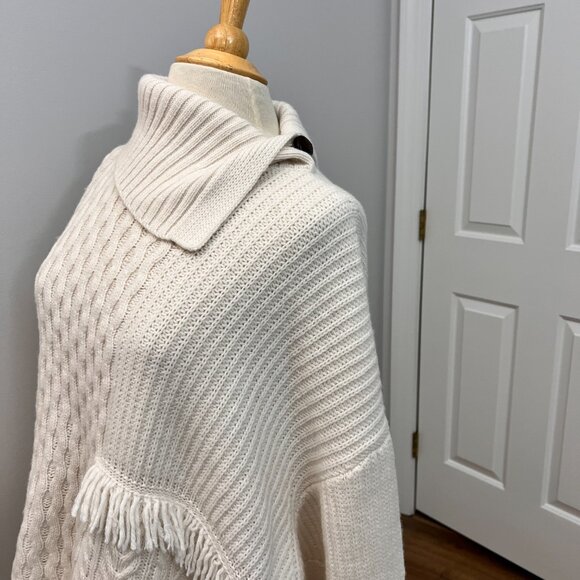 Weekend Max Mara Faiti Fringe Turtleneck Sweater Ivory Wool Oversized Sz XL - Picture 13 of 13